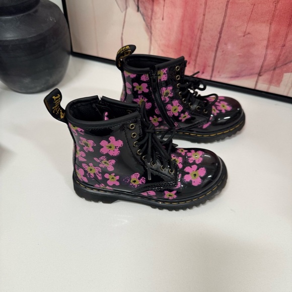 Dr. Martens Boots Kids Pansey 10c - Picture 4 of 10